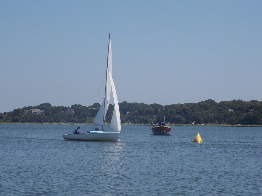 No description provided for: /2016/07-09/0723-regatta-2d-race3/_1/photo078.html