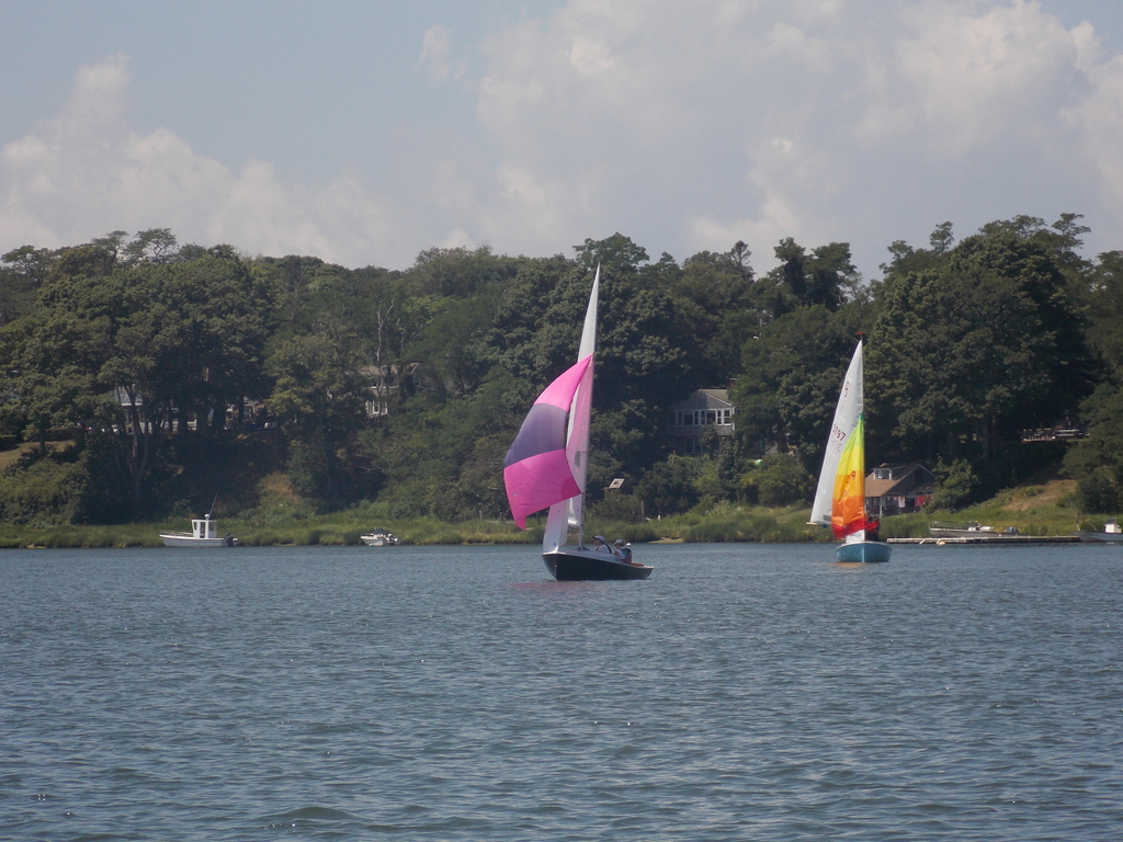 No description provided for: /2016/07-09/0723-regatta-2d-race3/_2/photo093.html