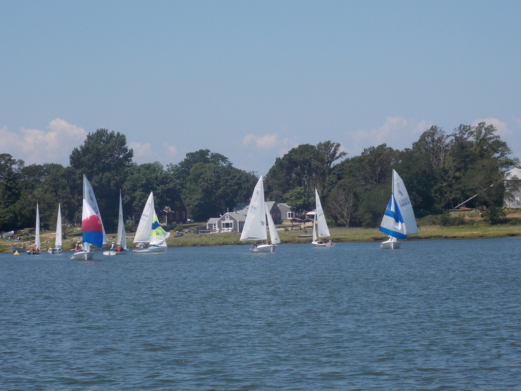 No description provided for: /2016/07-09/0723-regatta-2d-race3/_2/photo099.html