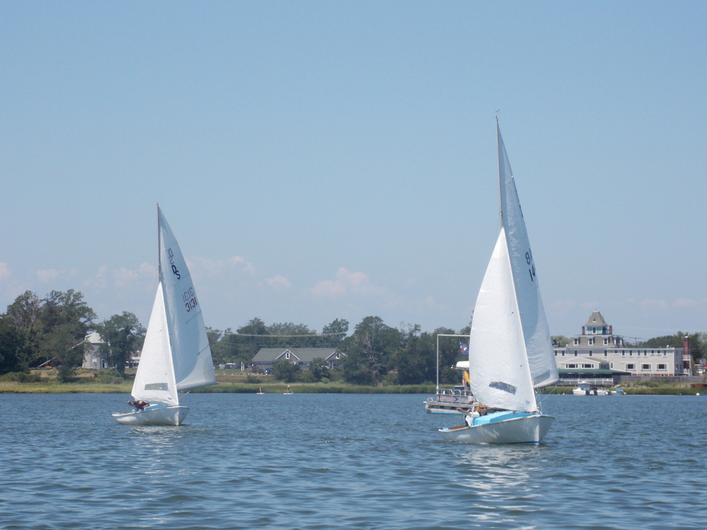 No description provided for: /2016/07-09/0723-regatta-2d-race3/_2/photo110.html