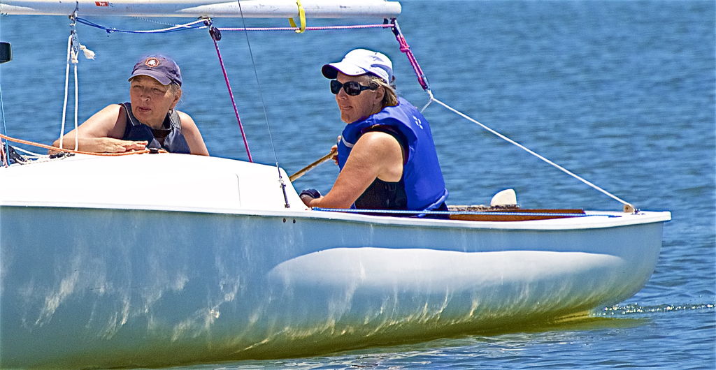 No description provided for: /2016/07-09/0723-regatta-3-lunch/_1/photo09.html