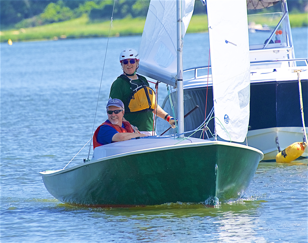 No description provided for: /2016/07-09/0723-regatta-3-lunch/_1/photo12.html