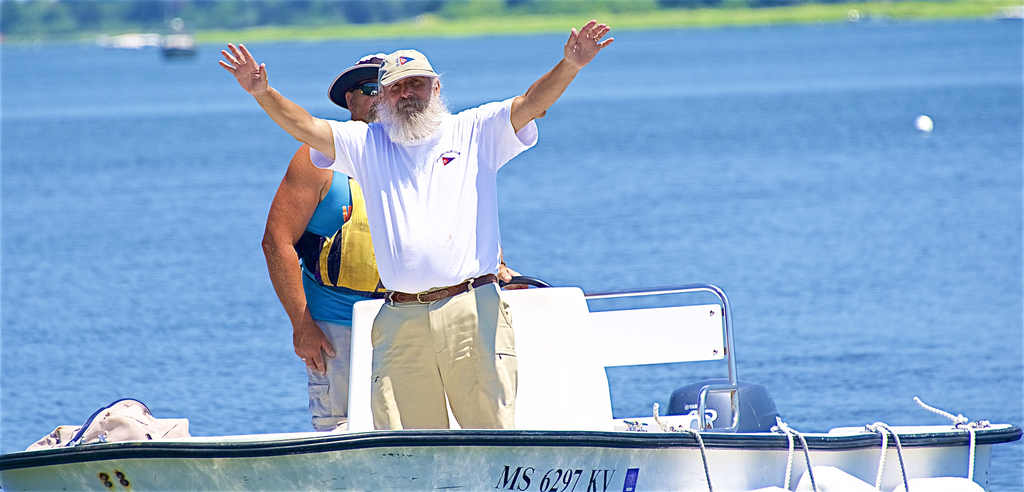 No description provided for: /2016/07-09/0723-regatta-3-lunch/_2/photo26.html