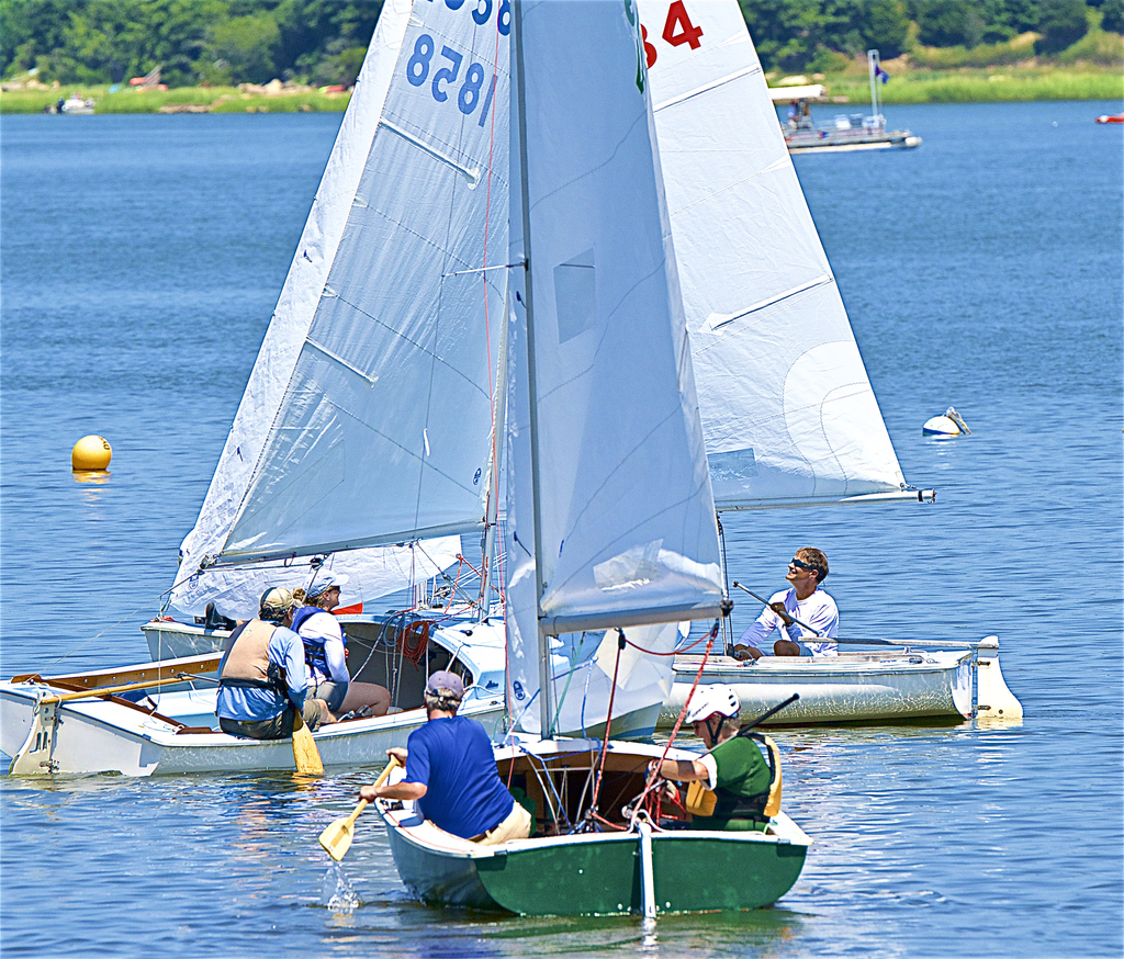 No description provided for: /2016/07-09/0723-regatta-3-lunch/_2/photo37.html
