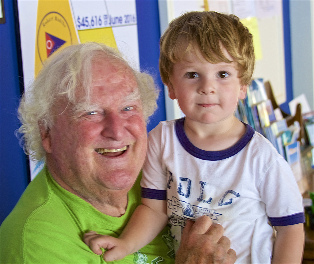 No description provided for: /2016/07-09/0723-regatta-3-lunch/_2/photo47.html