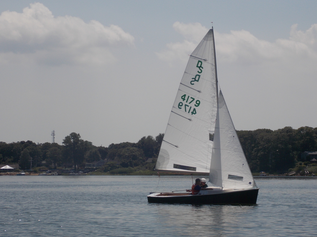 No description provided for: /2016/07-09/0723-regatta-4b-race4/_1/photo122.html