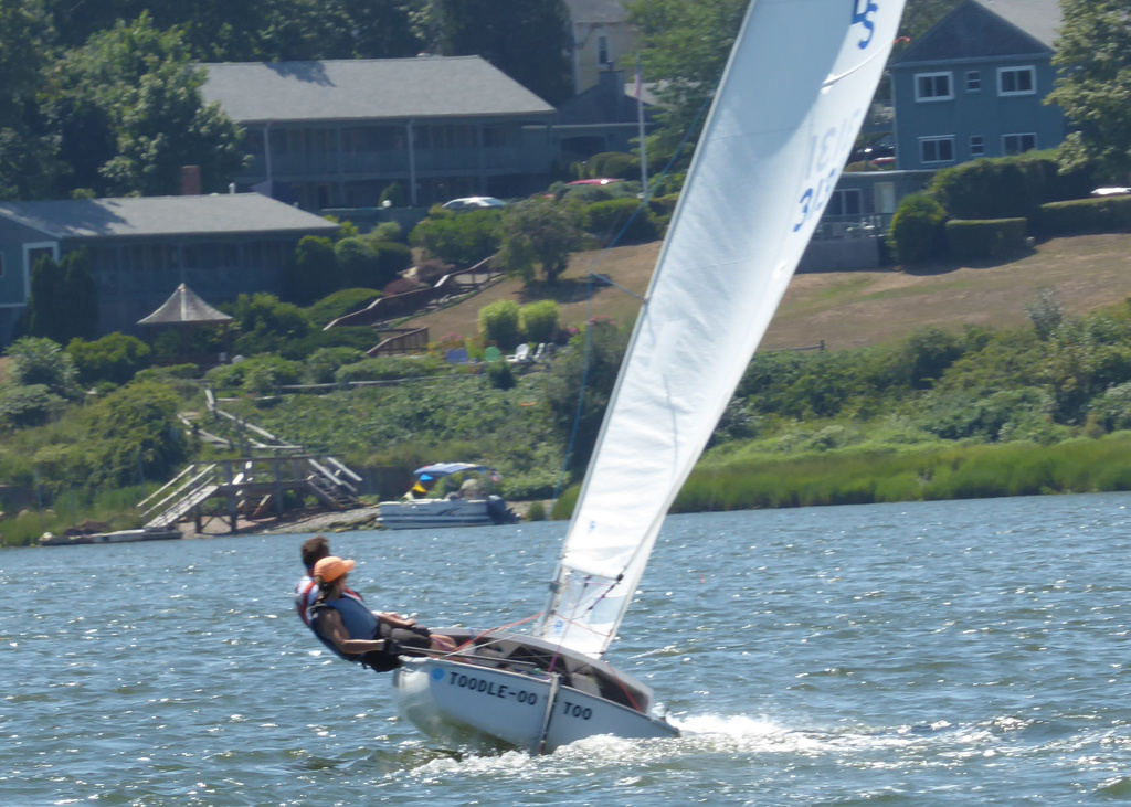 No description provided for: /2016/07-09/0814-fleet15-alper/_1/photo08.html