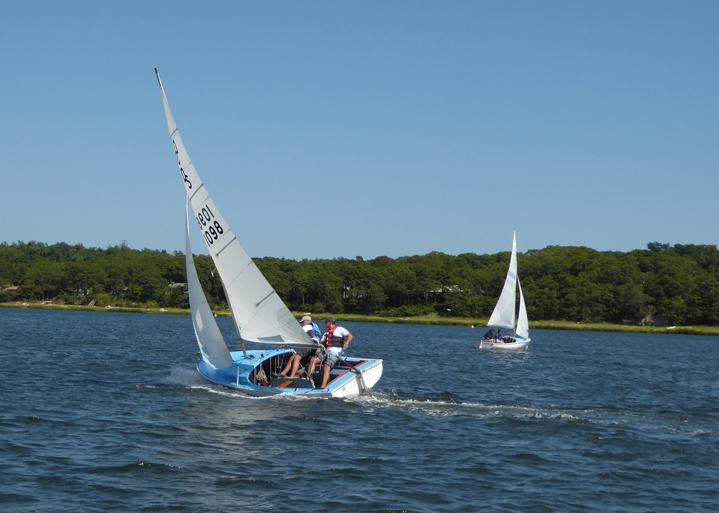 No description provided for: /2016/07-09/0828-fleet15-alper/photo04.html