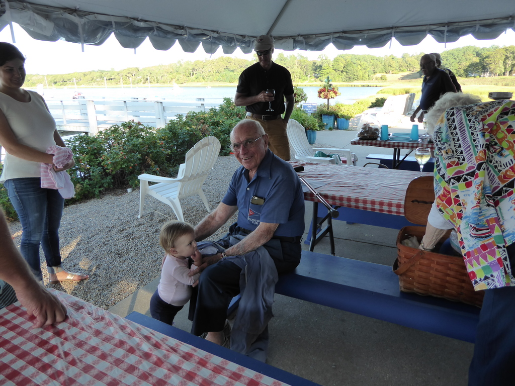 No description provided for: /2016/07-09/0828-fleet15-alper/photo14.html