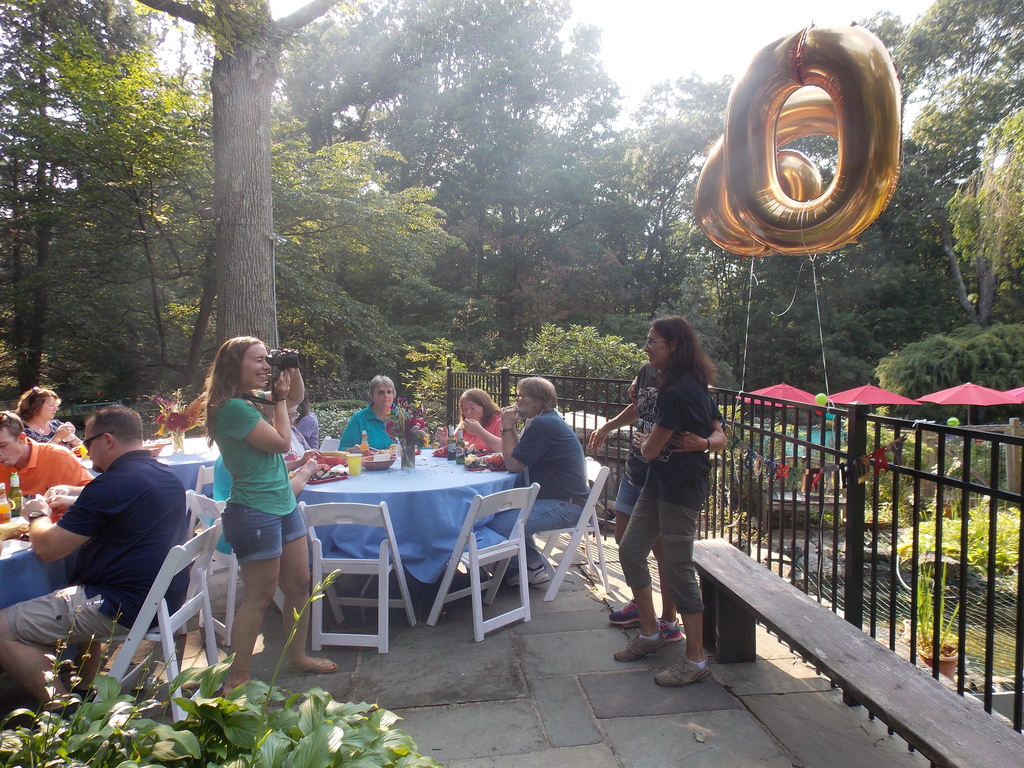 No description provided for: /2016/07-09/0910-60th-bday/photo05.html