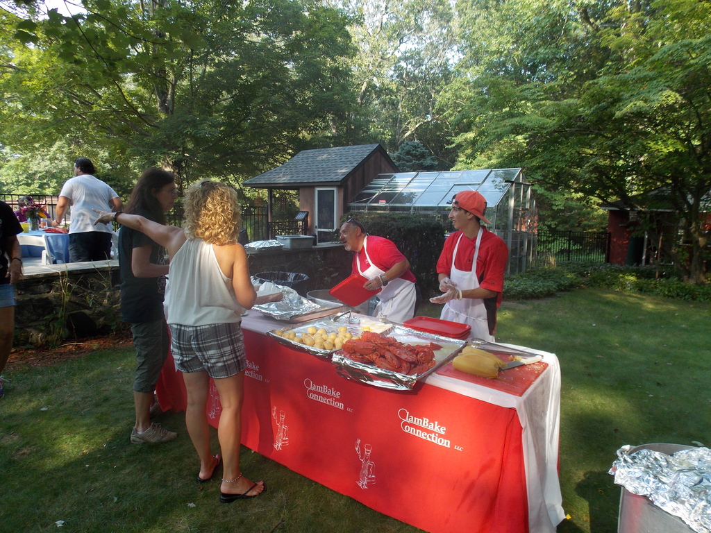 No description provided for: /2016/07-09/0910-60th-bday/photo06.html