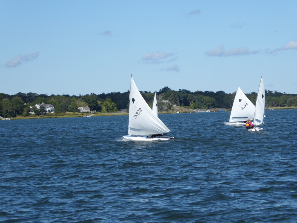 No description provided for: /2016/07-09/0924-yankee-duo-alper/_4/photo078.html