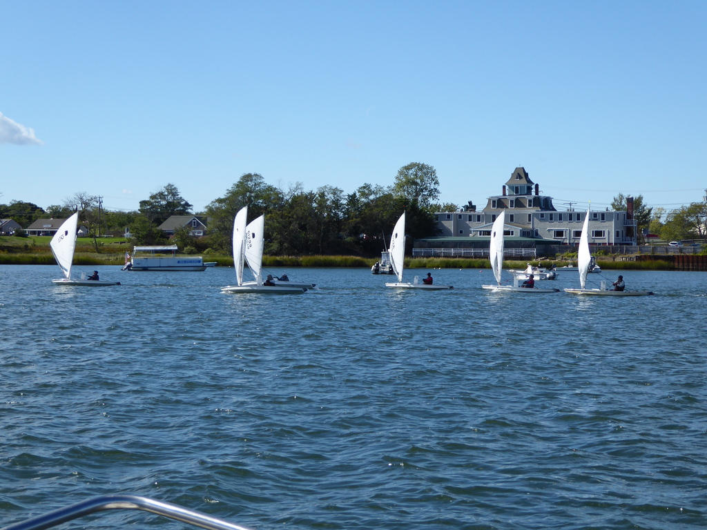 No description provided for: /2016/07-09/0924-yankee-duo-alper/_4/photo082.html