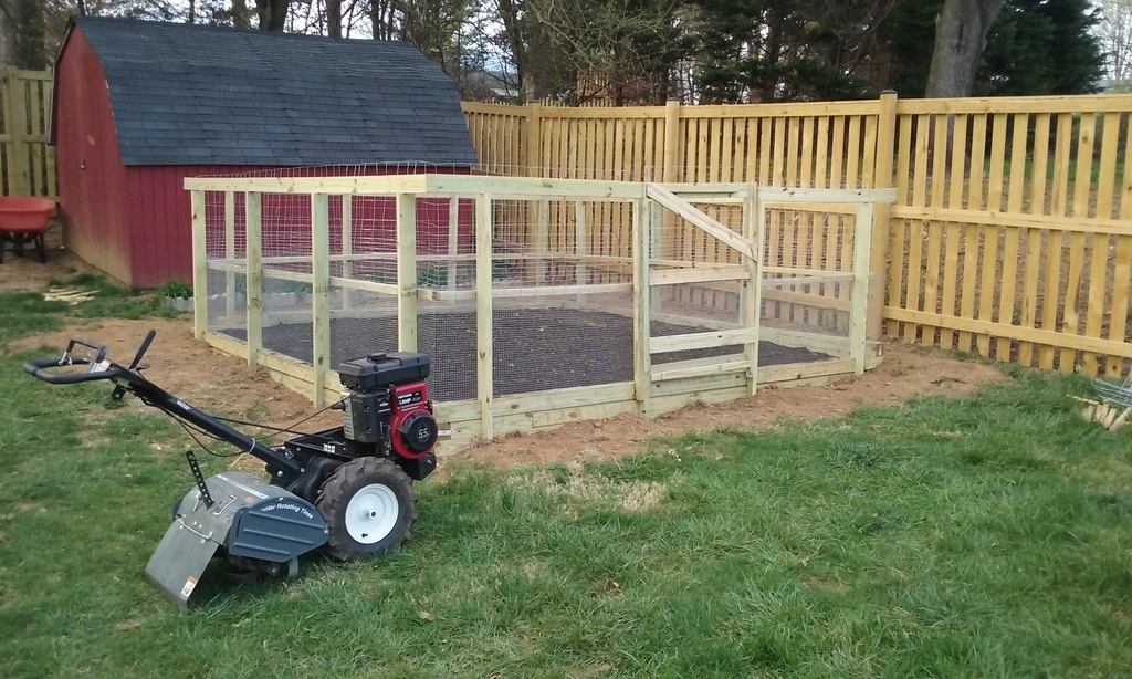 No description provided for: /2017/04-06/0416-erin-garden/photo05.html