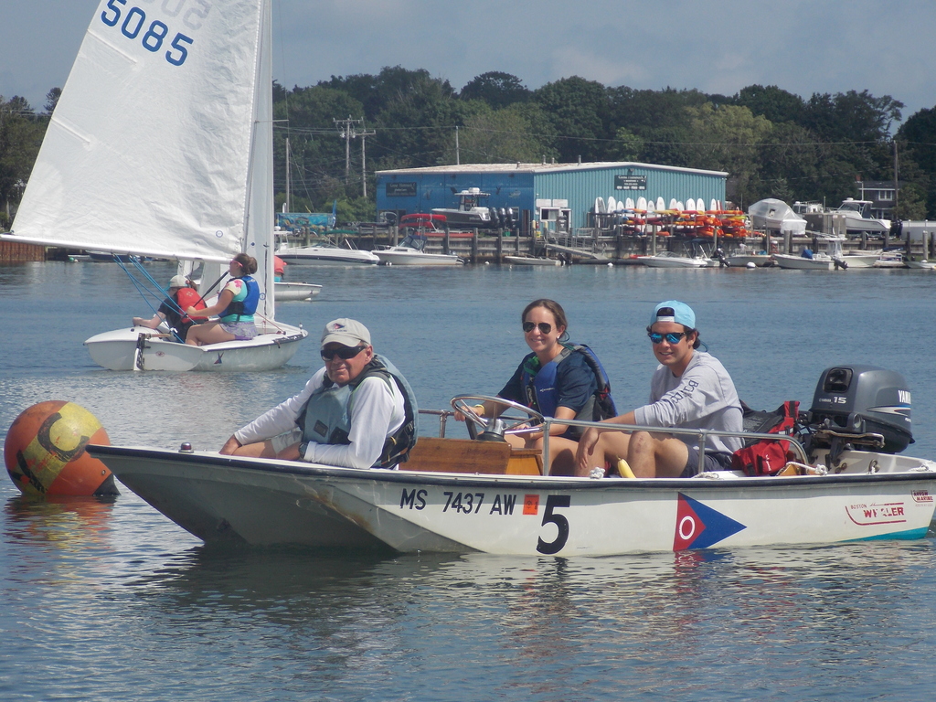 No description provided for: /2017/07-09/0718-jsp-regatta/_2/photo042.html