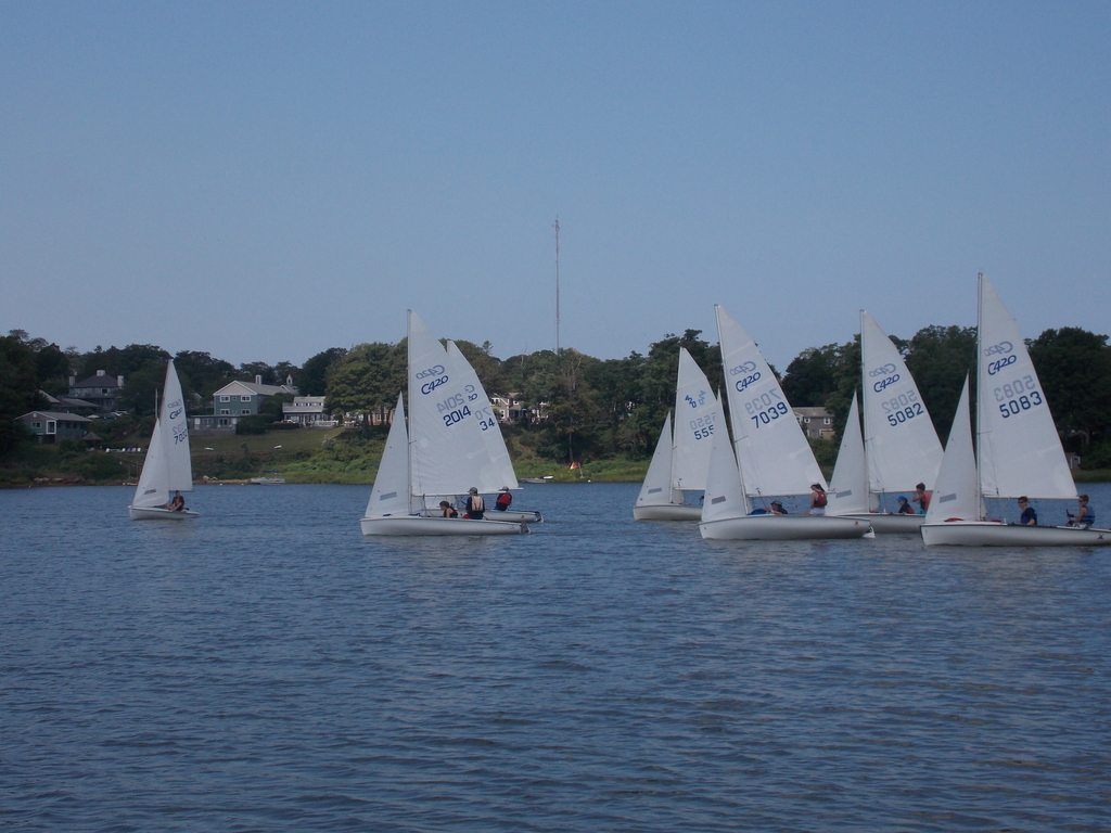 No description provided for: /2017/07-09/0718-jsp-regatta/_2/photo046.html