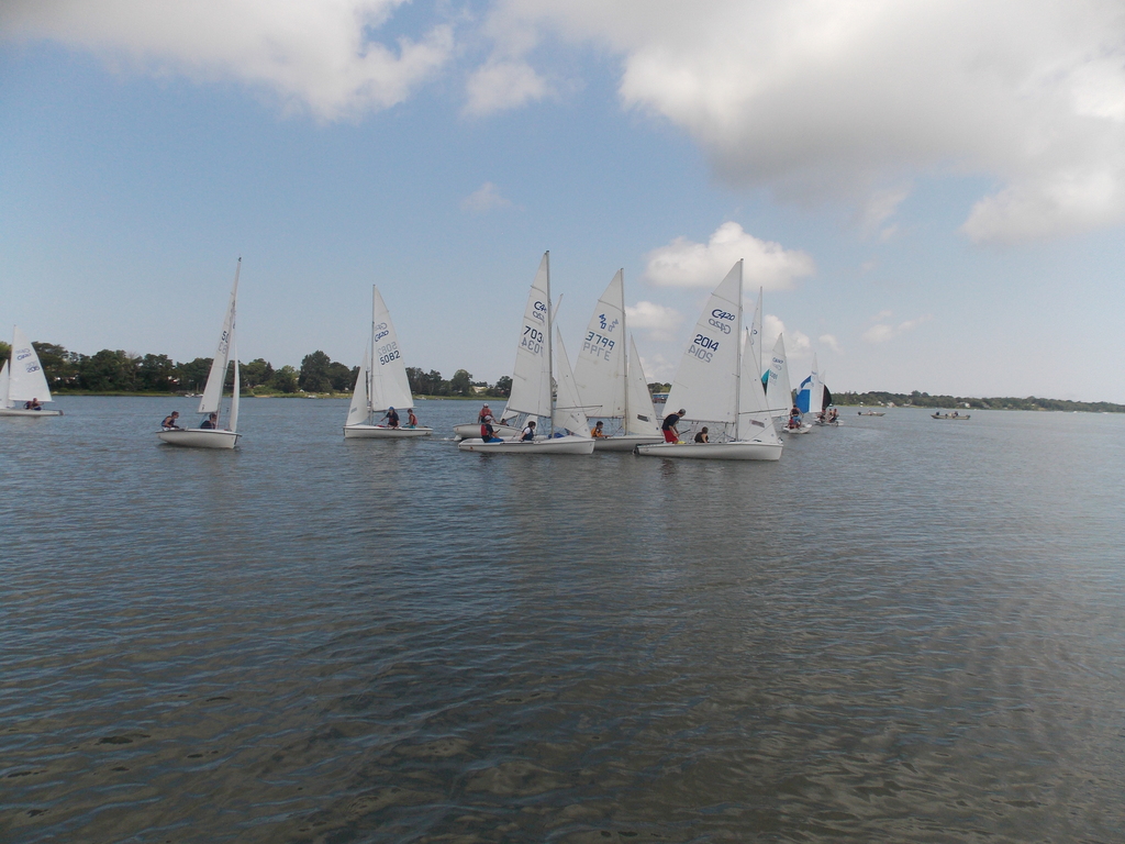 No description provided for: /2017/07-09/0718-jsp-regatta/_3/photo053.html