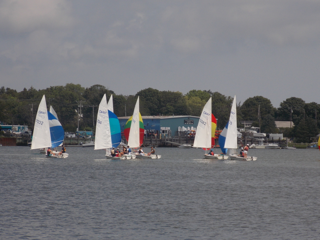 No description provided for: /2017/07-09/0718-jsp-regatta/_3/photo061.html