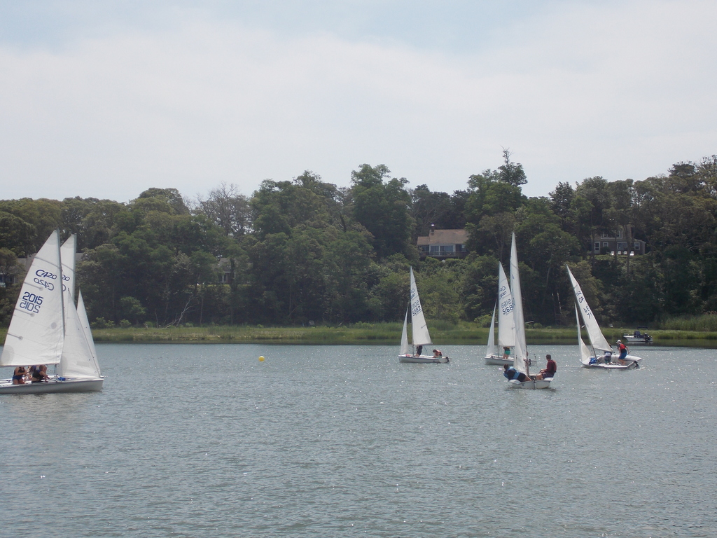 No description provided for: /2017/07-09/0718-jsp-regatta/_4/photo085.html