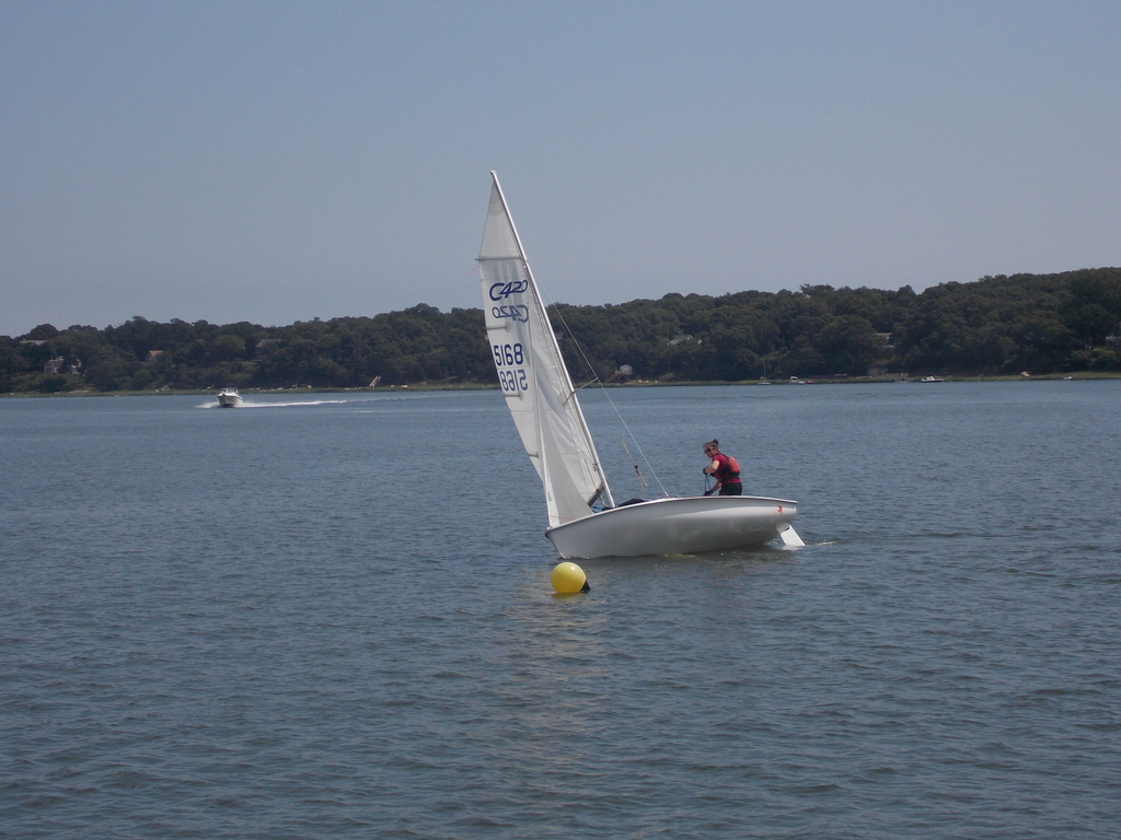 No description provided for: /2017/07-09/0718-jsp-regatta/_4/photo096.html