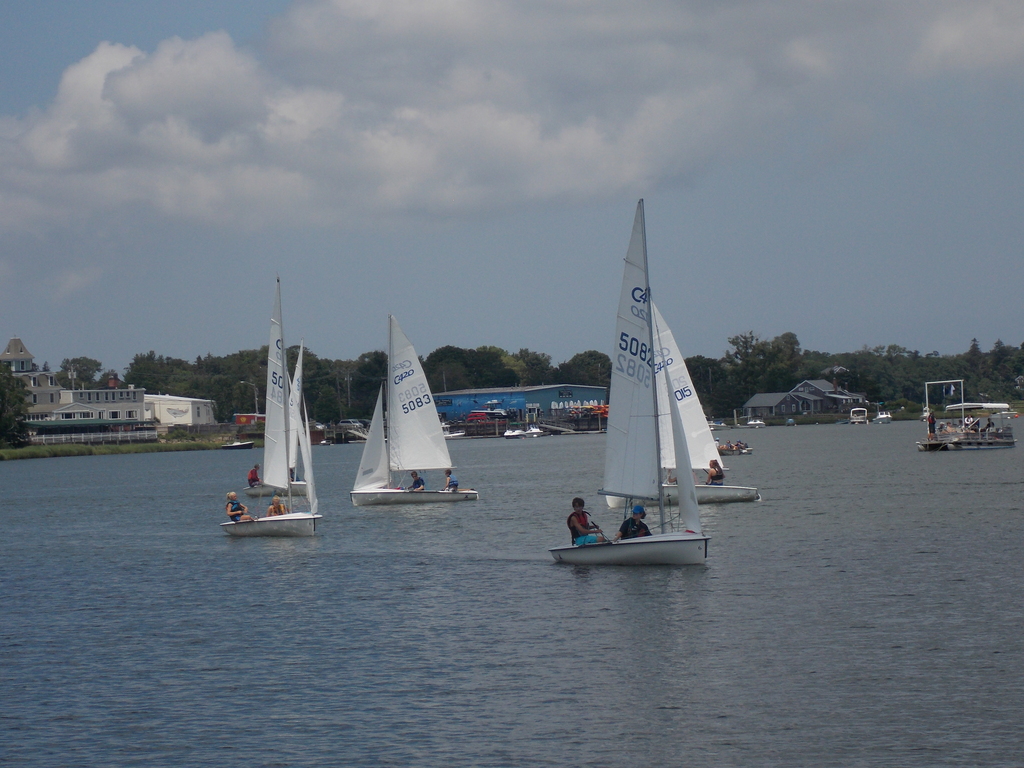 No description provided for: /2017/07-09/0718-jsp-regatta/_9/photo197.html