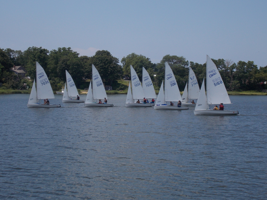 No description provided for: /2017/07-09/0718-jsp-regatta/_10/photo217.html