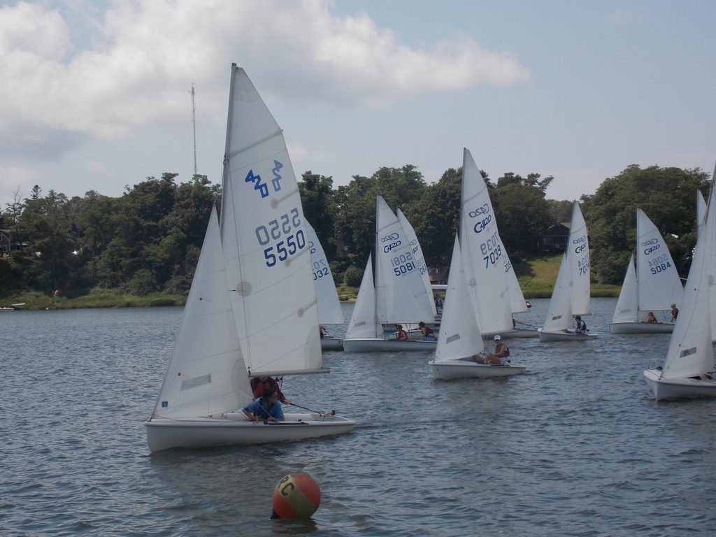 No description provided for: /2017/07-09/0718-jsp-regatta/_10/photo238.html