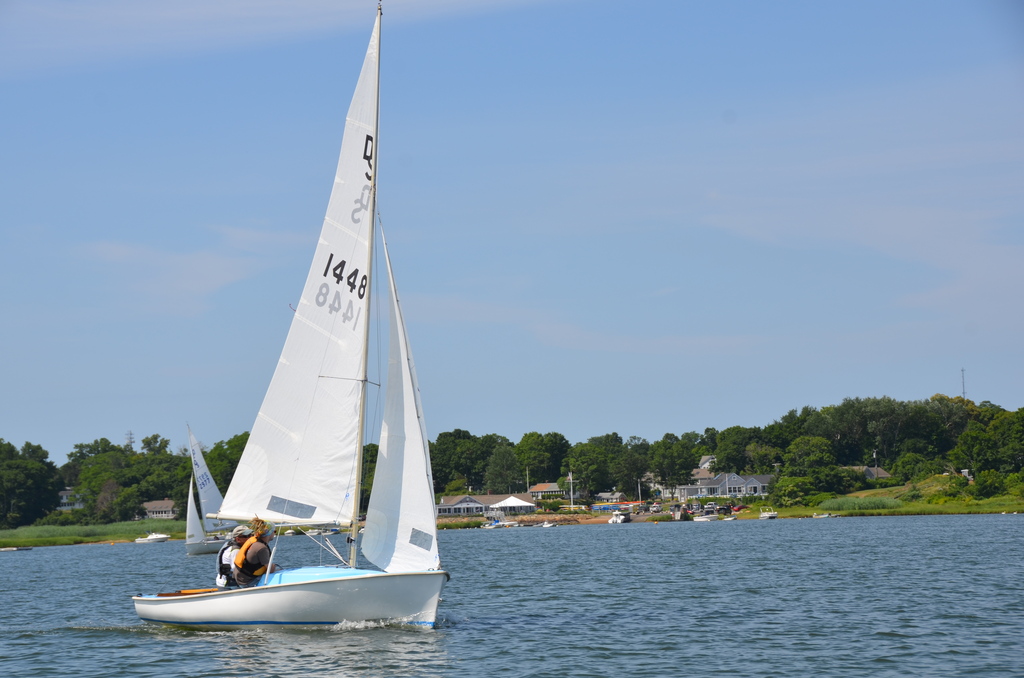 No description provided for: /2018/0714-ds-regatta-alper/_1/photo14.html