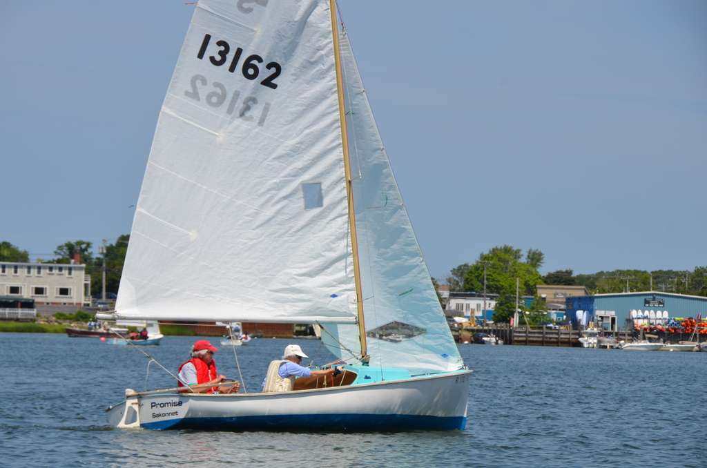 No description provided for: /2018/0714-ds-regatta-alper/_2/photo29.html