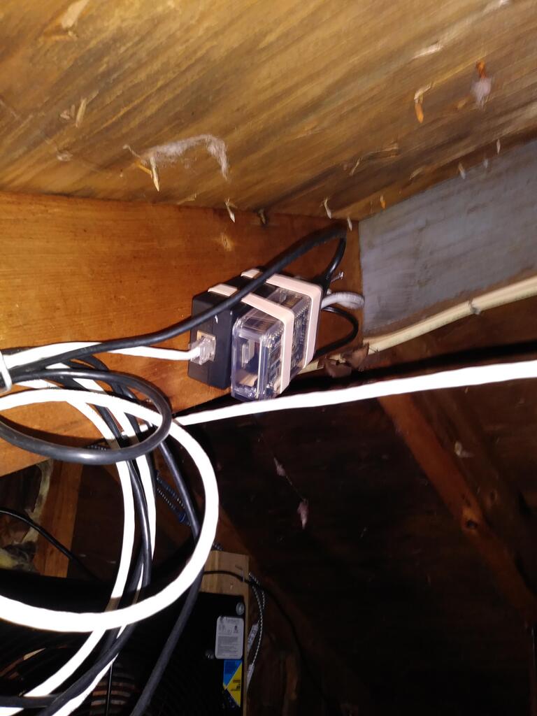 No description provided for: /2019/01-03/0117-oyc-attic/photo01.html