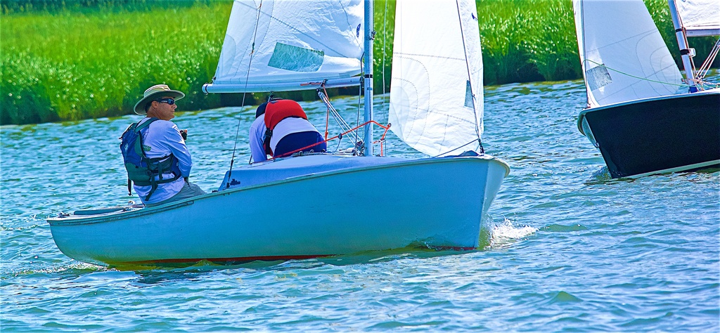 No description provided for: /2019/07-09/0720-ds-regatta-anton-dsc/_3/photo054.html