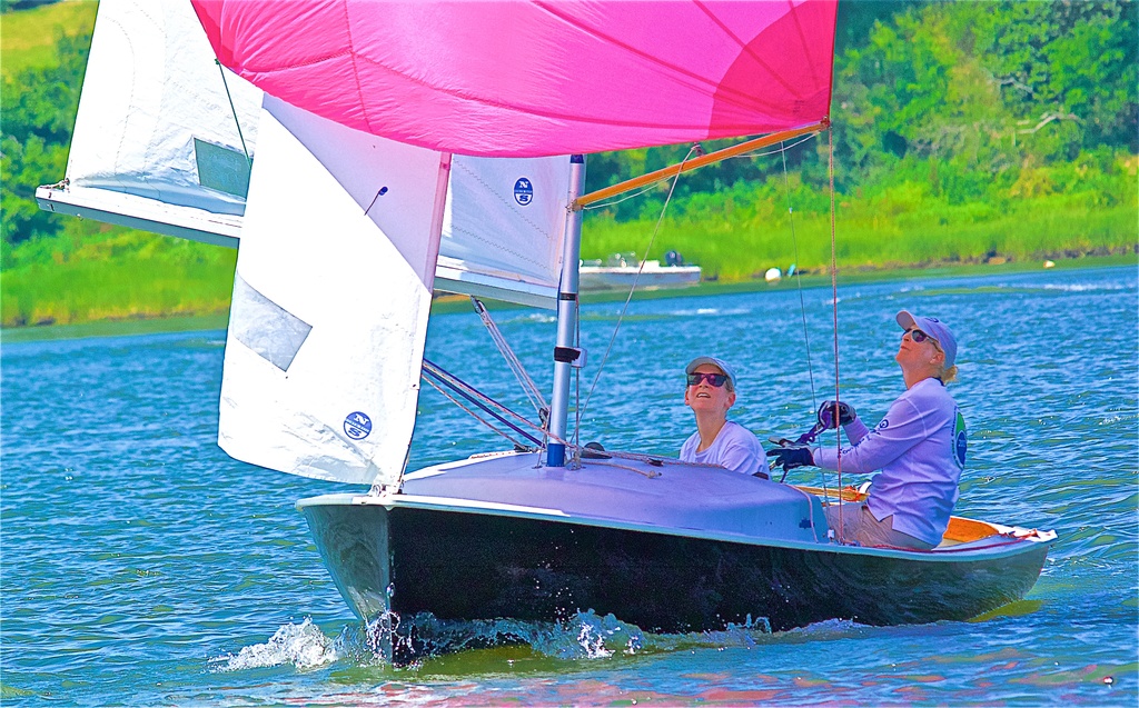 No description provided for: /2019/07-09/0720-ds-regatta-anton-dsc/_4/photo095.html