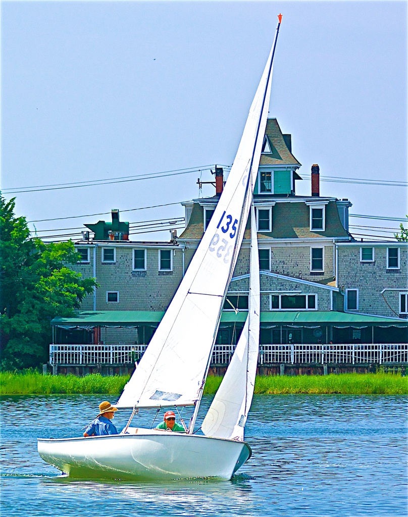 No description provided for: /2019/07-09/0720-ds-regatta-anton-dsc/_7/photo169.html