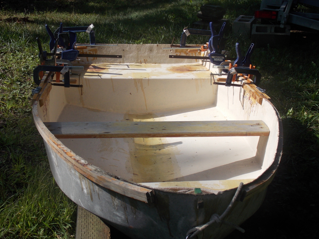 No description provided for: /2019/07-09/0911-dinghy-repair/photo03.html