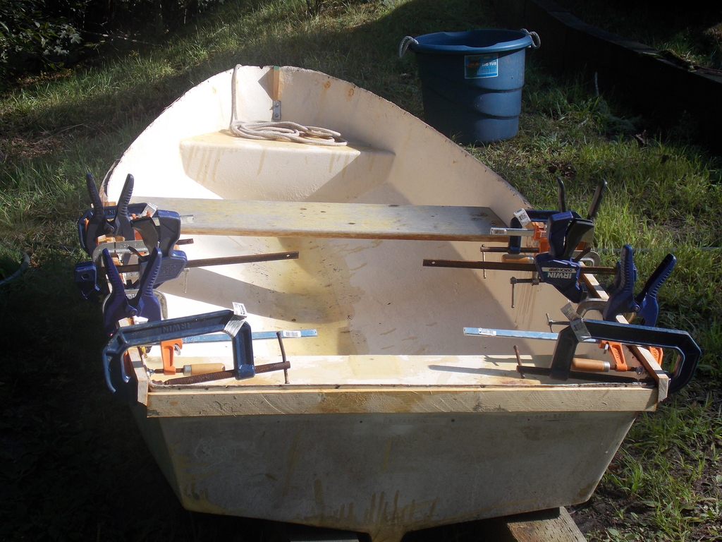 No description provided for: /2019/07-09/0911-dinghy-repair/photo04.html