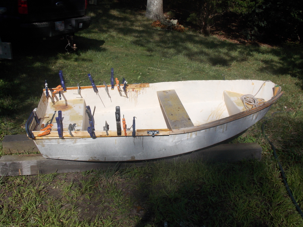 No description provided for: /2019/07-09/0911-dinghy-repair/photo05.html