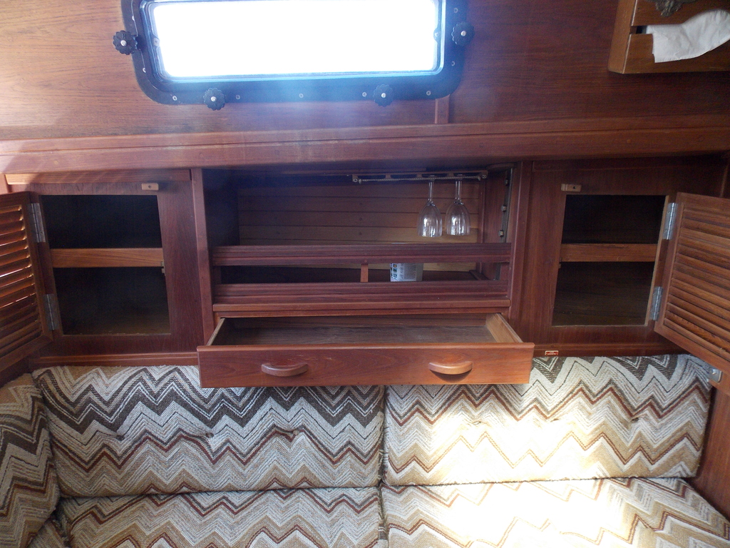 No description provided for: /2019/07-09/0914-ibis-cabin+systems/_2/photo25.html