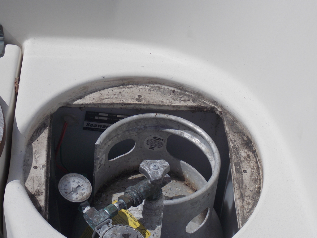 No description provided for: /2019/07-09/0914-ibis-cockpit+cabintop/_1/photo06.html