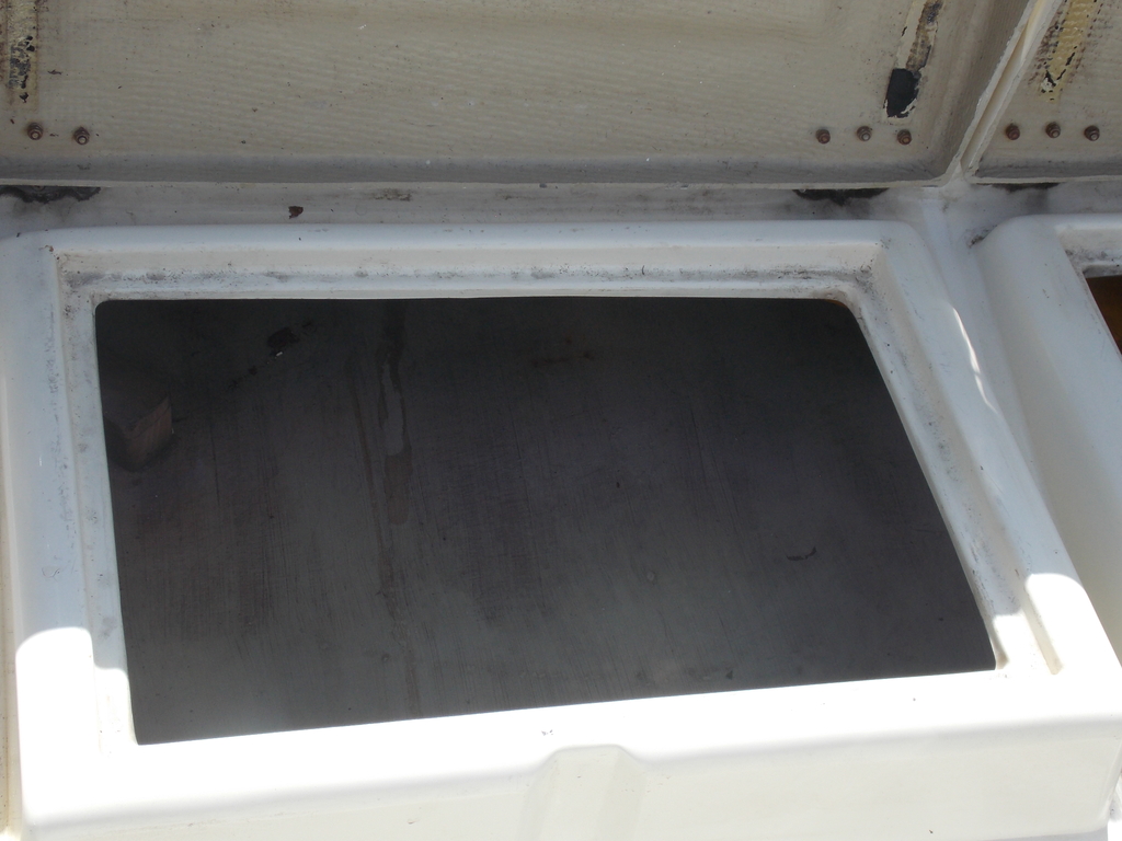 No description provided for: /2019/07-09/0914-ibis-cockpit+cabintop/_1/photo10.html