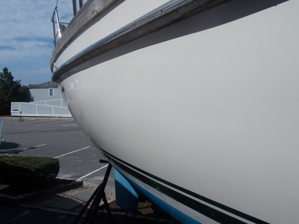 No description provided for: /2019/07-09/0914-ibis-topside/photo09.html