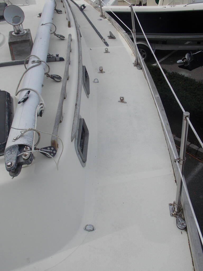 No description provided for: /2019/10-12/1025-ibis-deck/photo15.html