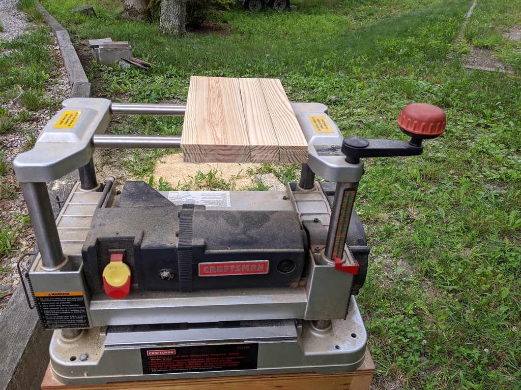 No description provided for: /2020/07-09/0714-batbox-planer/photo03.html