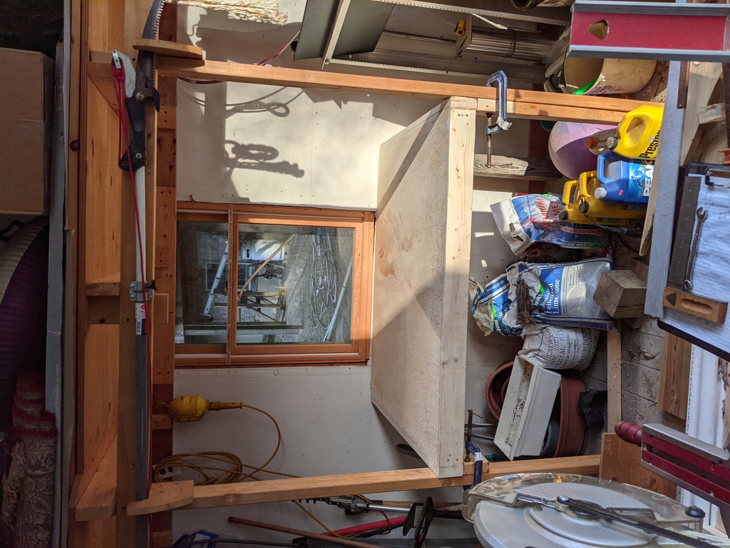 No description provided for: /2021/04-06/0511-garage-shelf/photo01.html