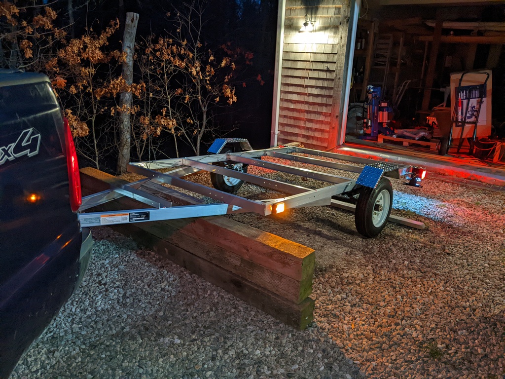 No description provided for: /2022/01-03/0326-trailer-lights/photo01.html