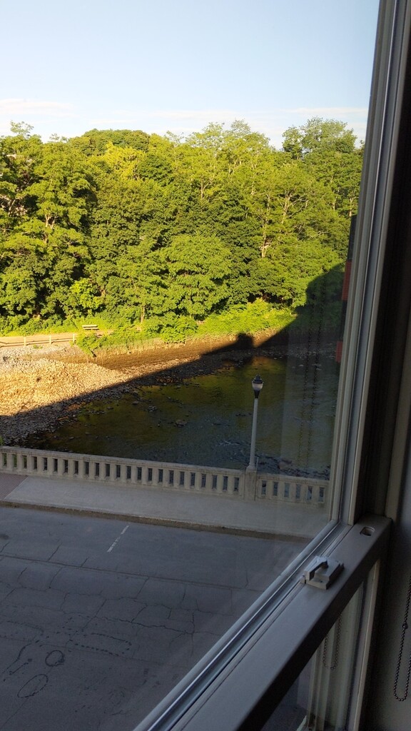 No description provided for: /2022/04-06/0616-tower99-view/photo02.html