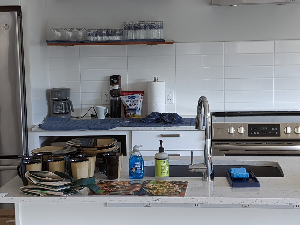 No description provided for: /2022/04-06/0624-new-glasses/photo04.html