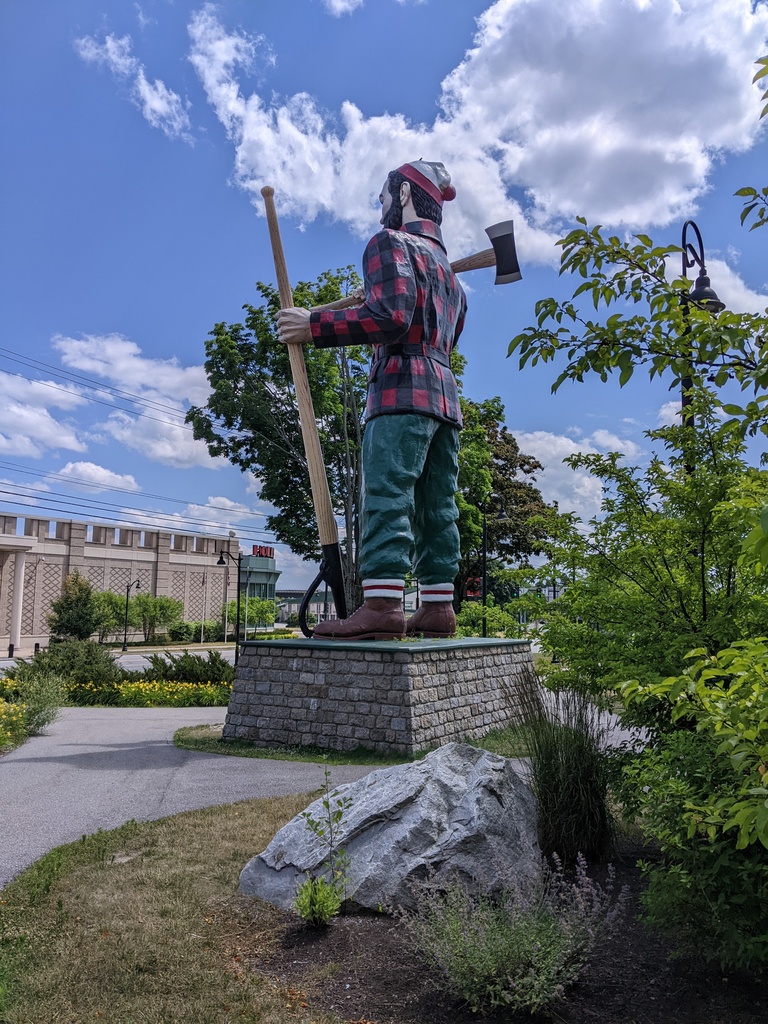 No description provided for: /2022/07-09/0713-trotters+paulb/photo07.html