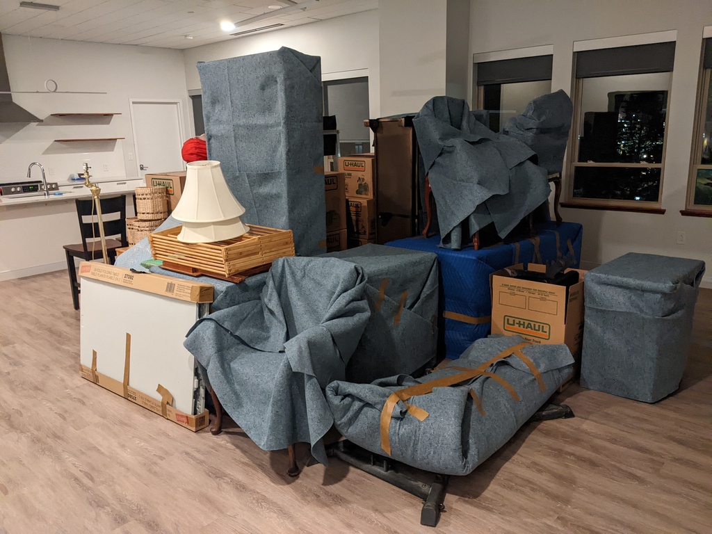 No description provided for: /2023/01-03/0202-tower99-packing/photo01.html