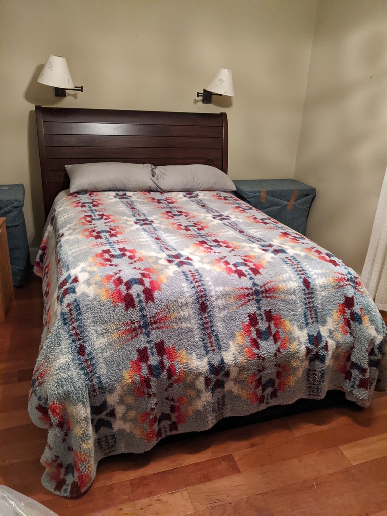 No description provided for: /2023/01-03/0204-belfast-move-in/photo02.html