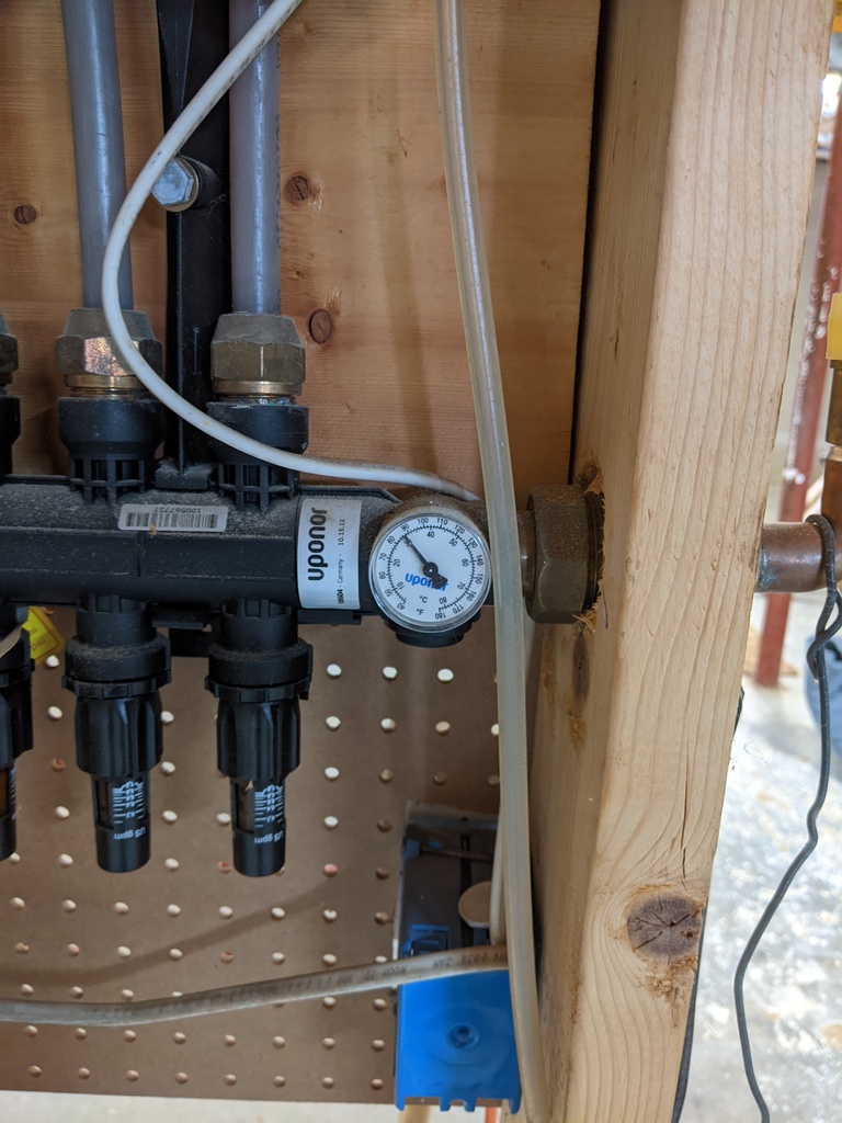 No description provided for: /2023/01-03/0204-belfast-move-in/photo07.html